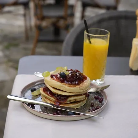 Barrique 25 - Breakfast At Restaurant & Minibar - Old Town *